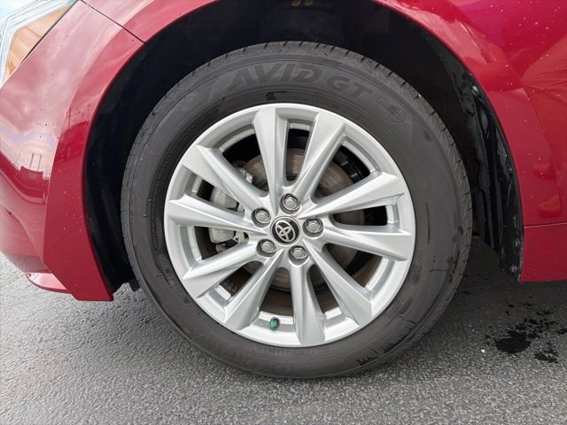 Used 2024 Toyota Corolla XLE FWD image 11