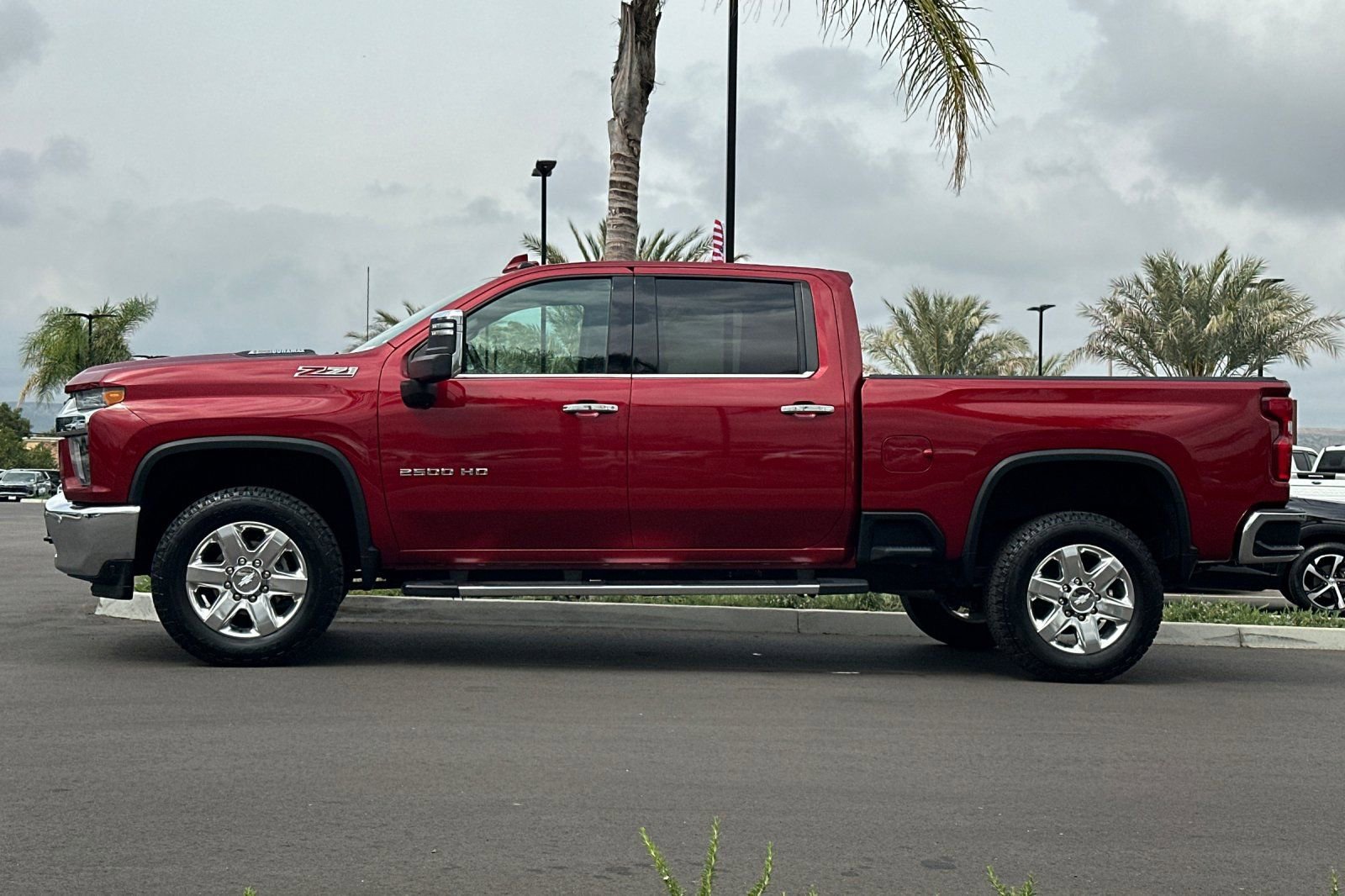 Used 2020 Chevrolet Silverado 2500 LTZ w/ LTZ Premium Package image 7
