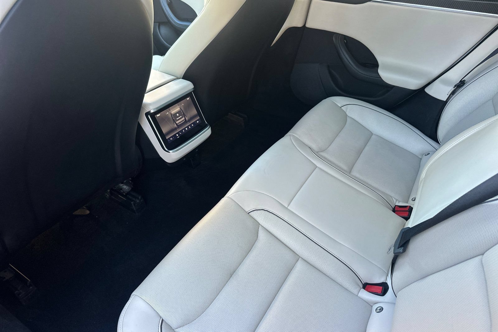 Used 2023 Tesla Model S Plaid AWD/4WD image 11