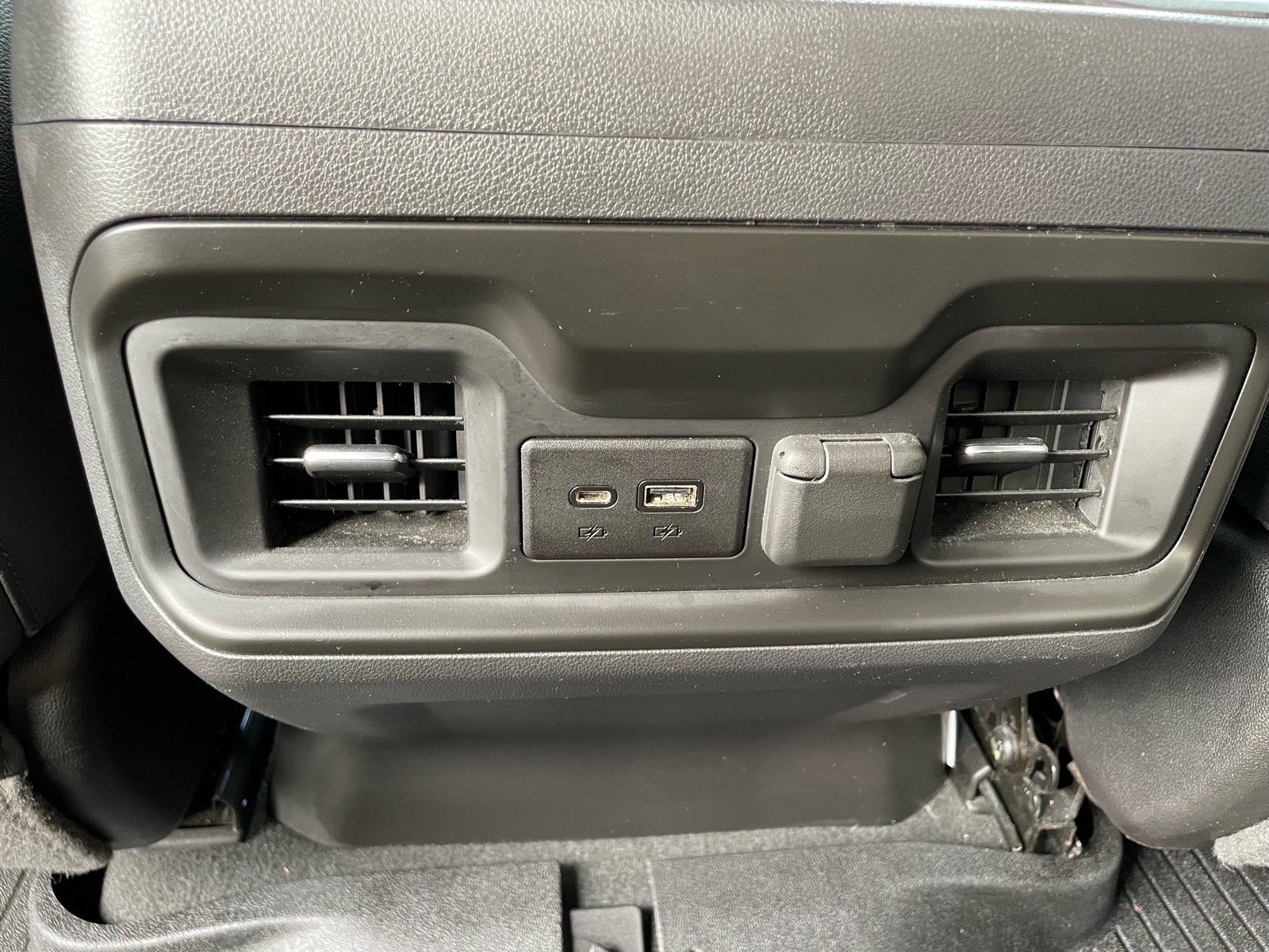 Used 2021 Chevrolet Silverado 1500 LT Trail Boss w/ Convenience Package II image 6