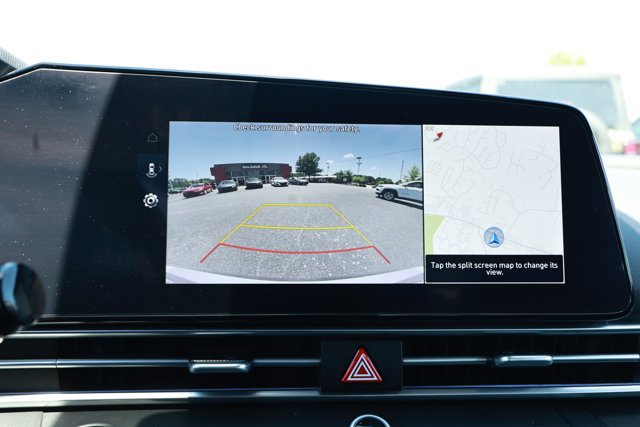Used 2024 Hyundai Elantra SEL FWD image 14
