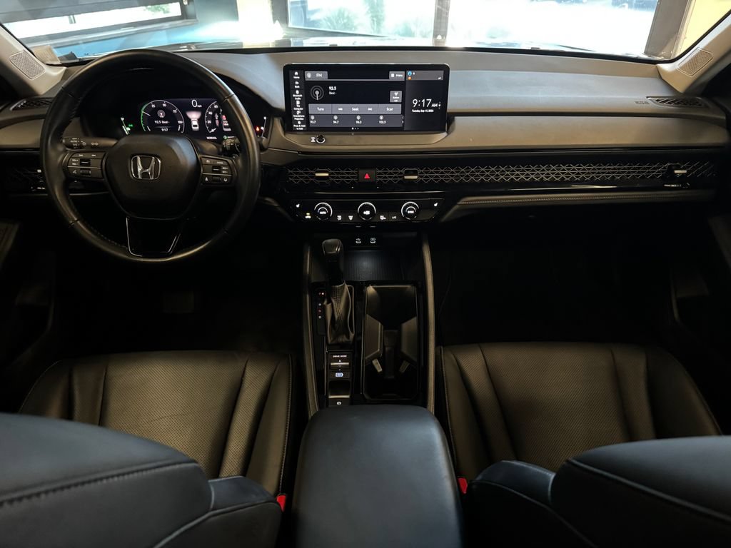 Used 2023 Honda Accord EX-L image 10