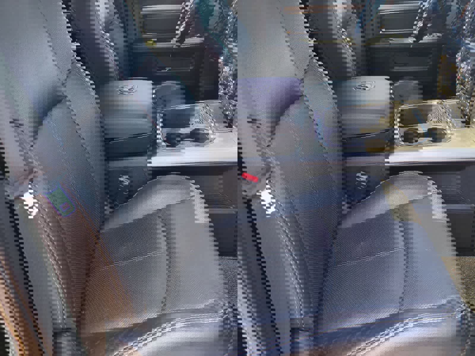 Used 2018 RAM 2500 Laramie w/ Sport Appearance Group AWD/4WD image 22