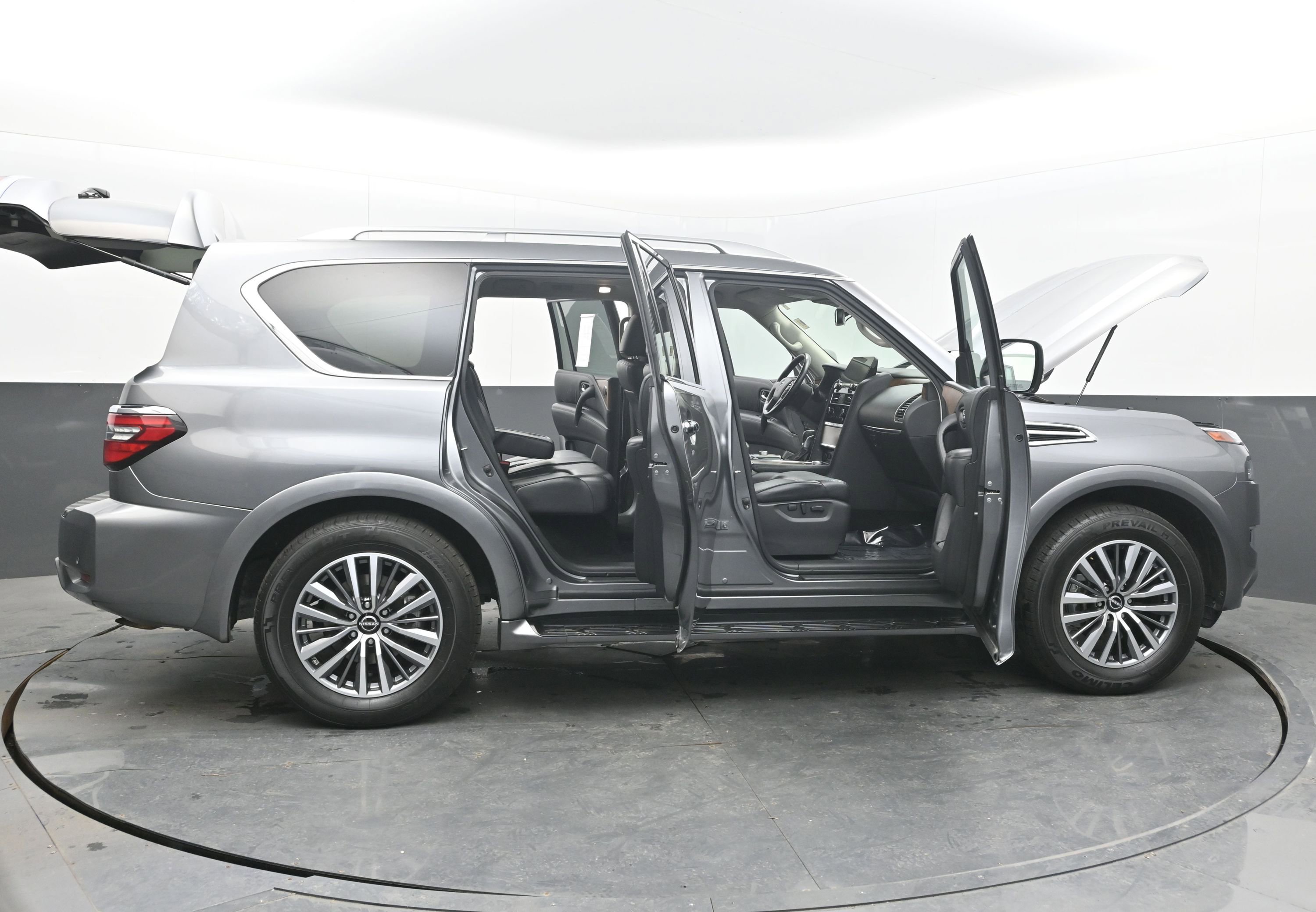 Certified 2024 Nissan Armada SL image 41