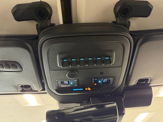 New 2025 Ford Bronco Raptor w/ Interior Carbon Fiber Pack image 20