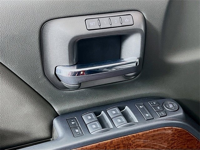 Used 2018 GMC Sierra 1500 SLT w/ SLT Premium Package image 9