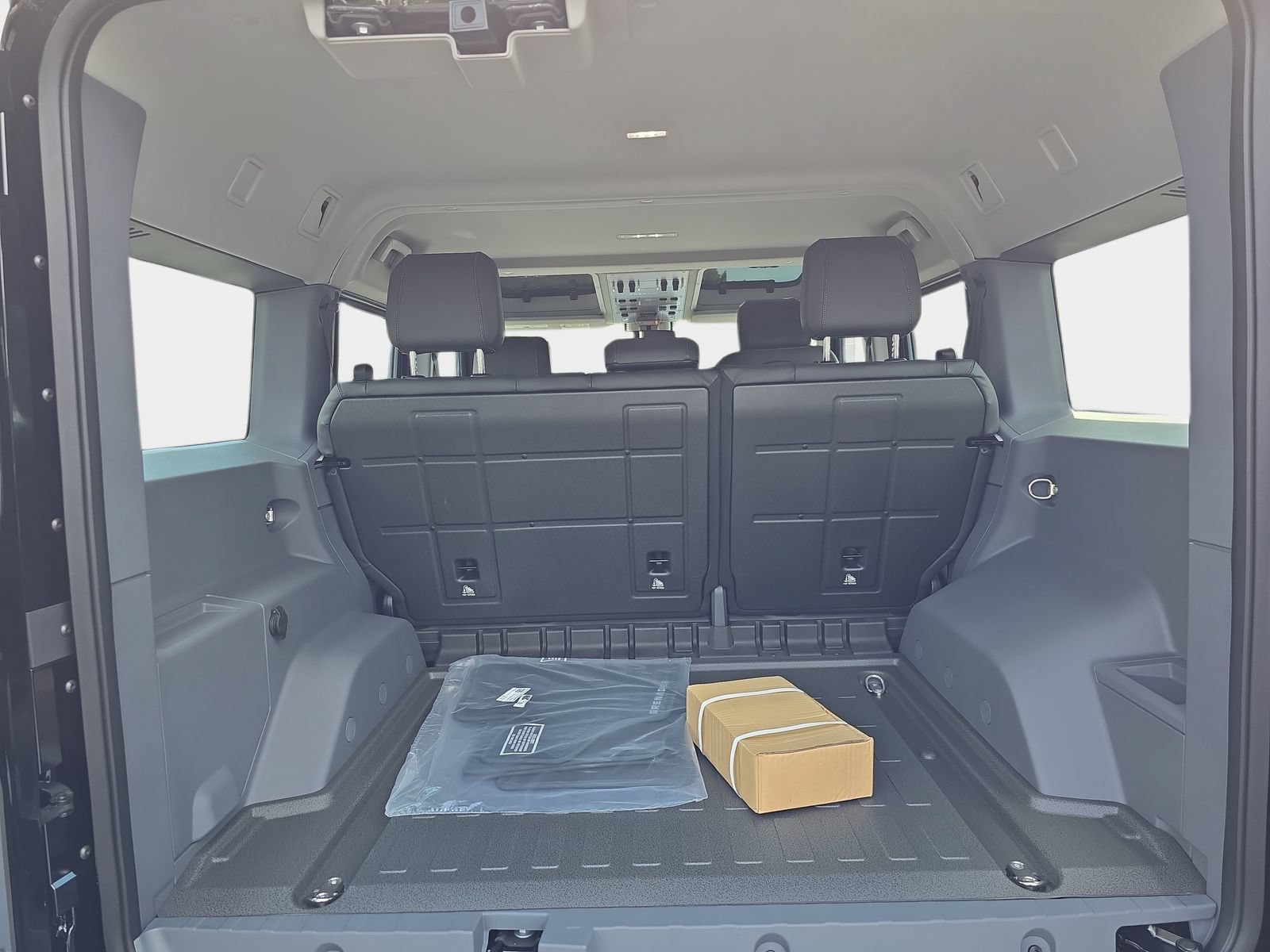 New 2026 INEOS Grenadier Station Wagon AWD/4WD image 11