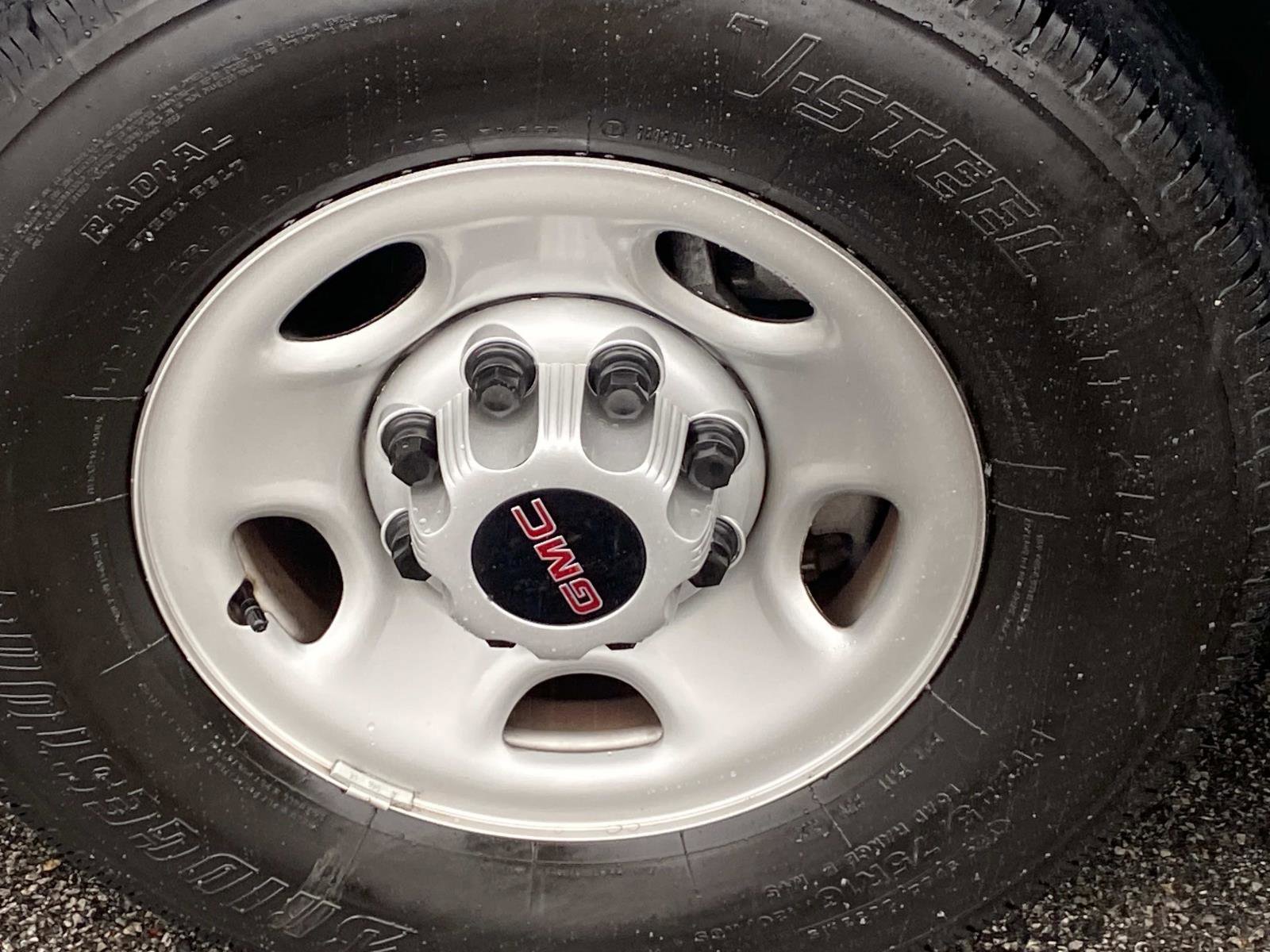 Used 2024 GMC Savana 2500 w/ Driver Convenience Package image 26