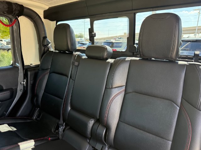 Used 2022 Jeep Gladiator Rubicon w/ Trailer Tow Package AWD/4WD image 29