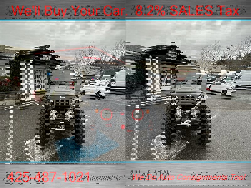 Used 2012 Jeep Wrangler Unlimited Rubicon w/ Connectivity Group image 2