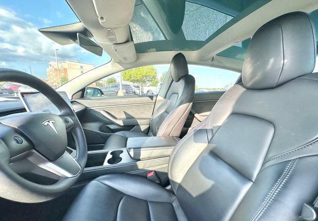 Used 2021 Tesla Model 3 Long Range AWD/4WD image 17