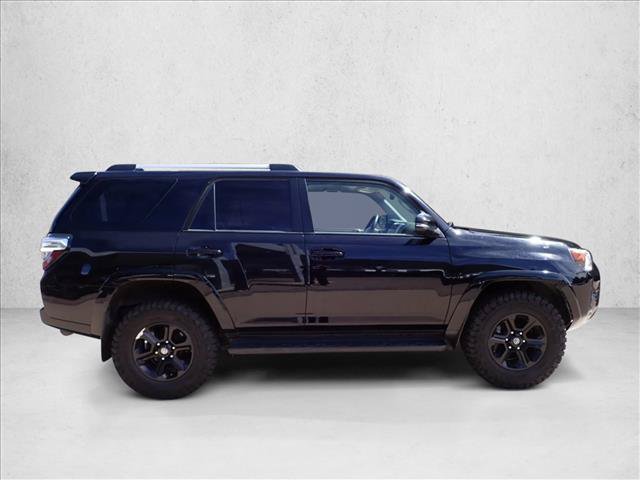 Used 2022 Toyota 4Runner SR5 Premium AWD/4WD image 5