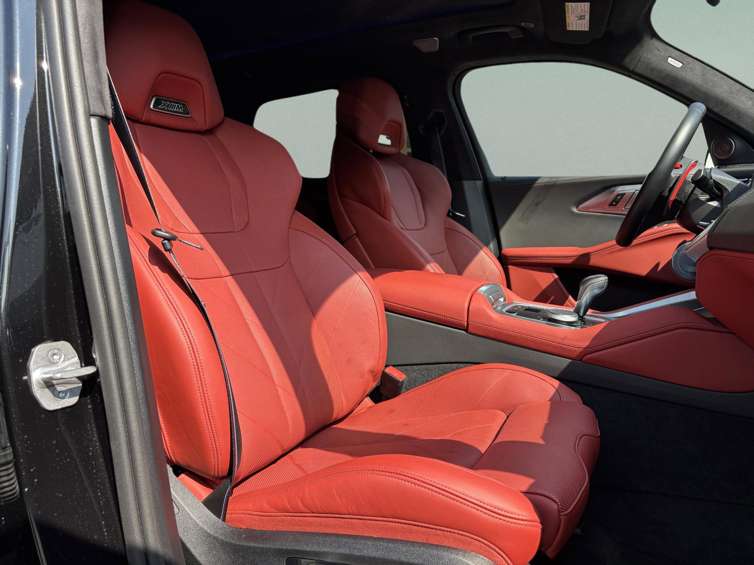 Used 2023 BMW XM image 24