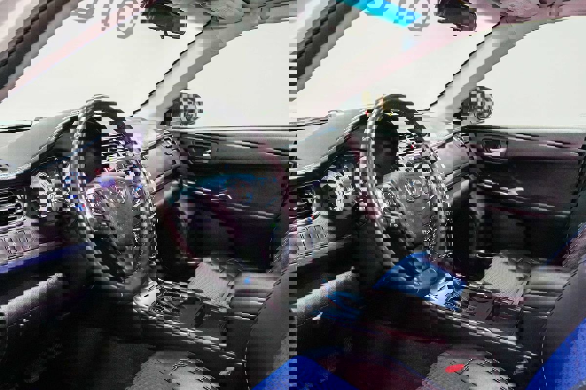 Used 2016 Toyota Camry SE image 13