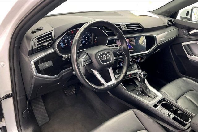 Used 2024 Audi Q3 2.0T Premium AWD/4WD image 14