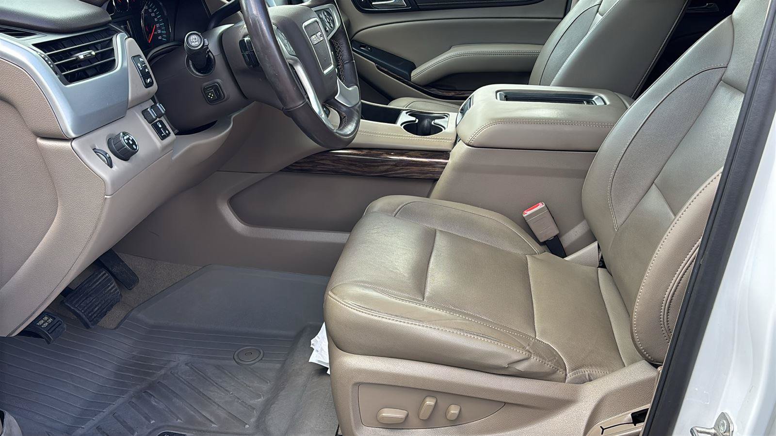 Certified 2018 GMC Yukon SLT w/ Open Road Package RWD image 15