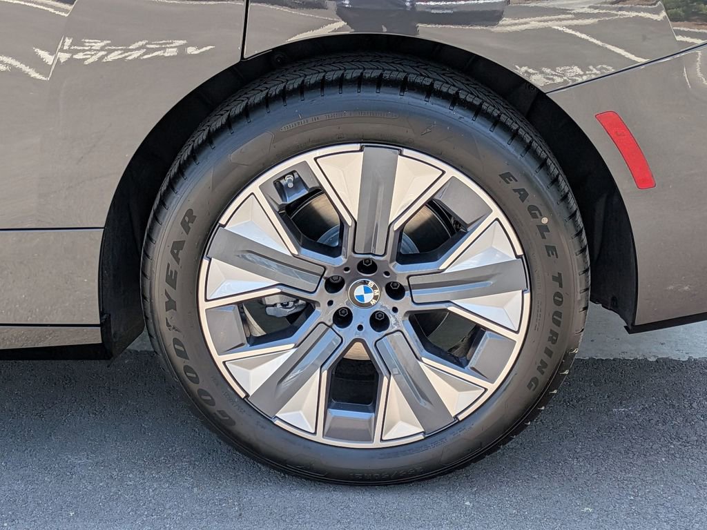 New 2026 BMW iX xDrive45 AWD/4WD image 28