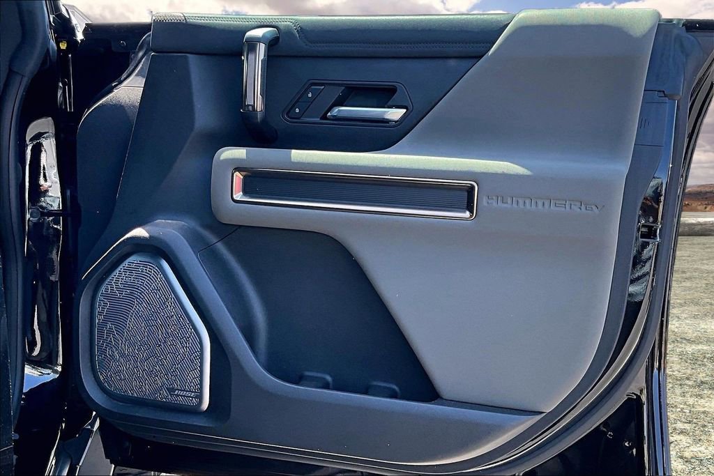 Used 2024 GMC Hummer EV 3X w/ Extreme Off-Road Package AWD/4WD image 29