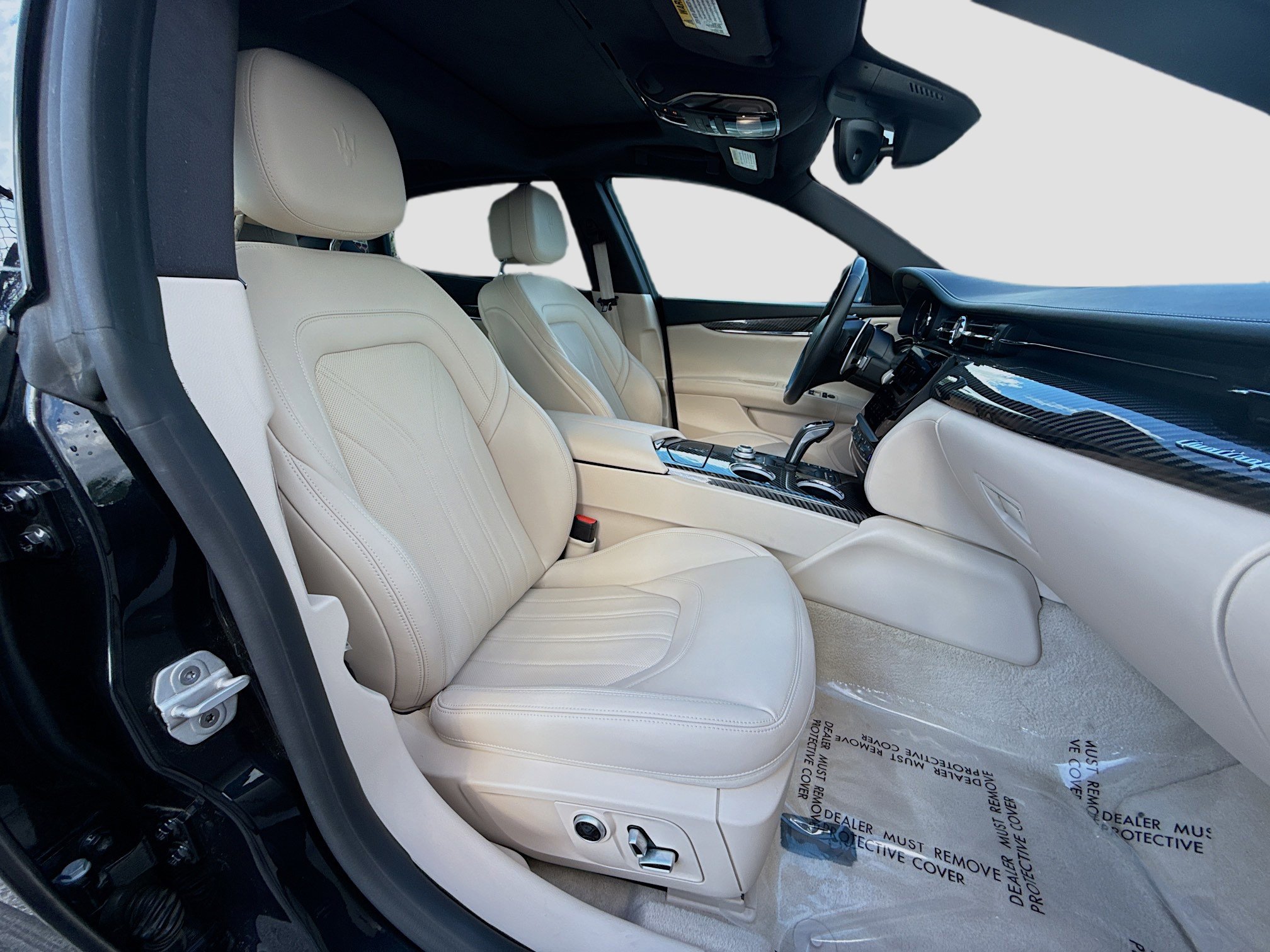 Used 2022 Maserati Quattroporte Modena RWD image 15