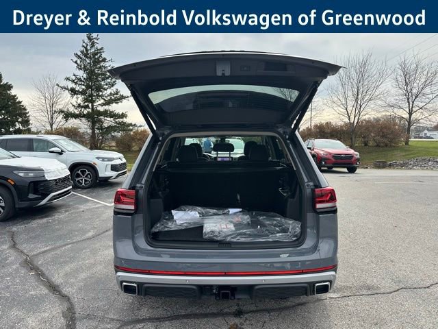 New 2026 Volkswagen Atlas Peak Edition image 36