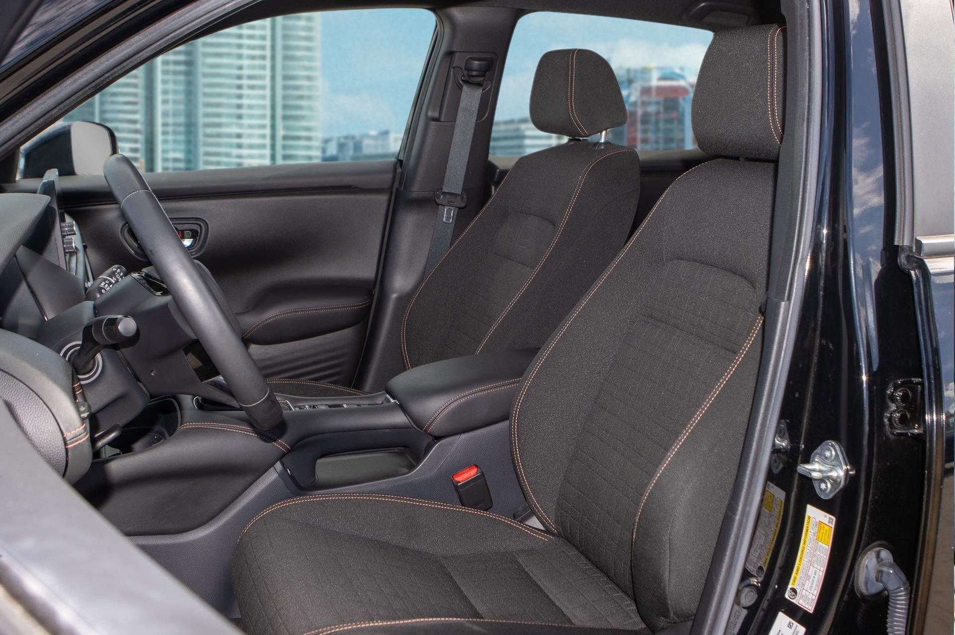 Certified 2023 Honda HR-V Sport image 10