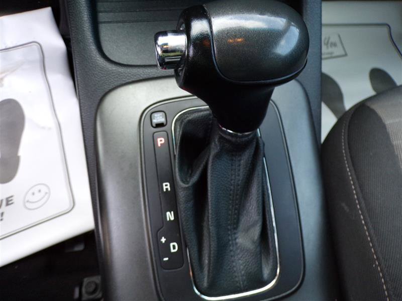 Used 2014 Kia Forte EX image 33