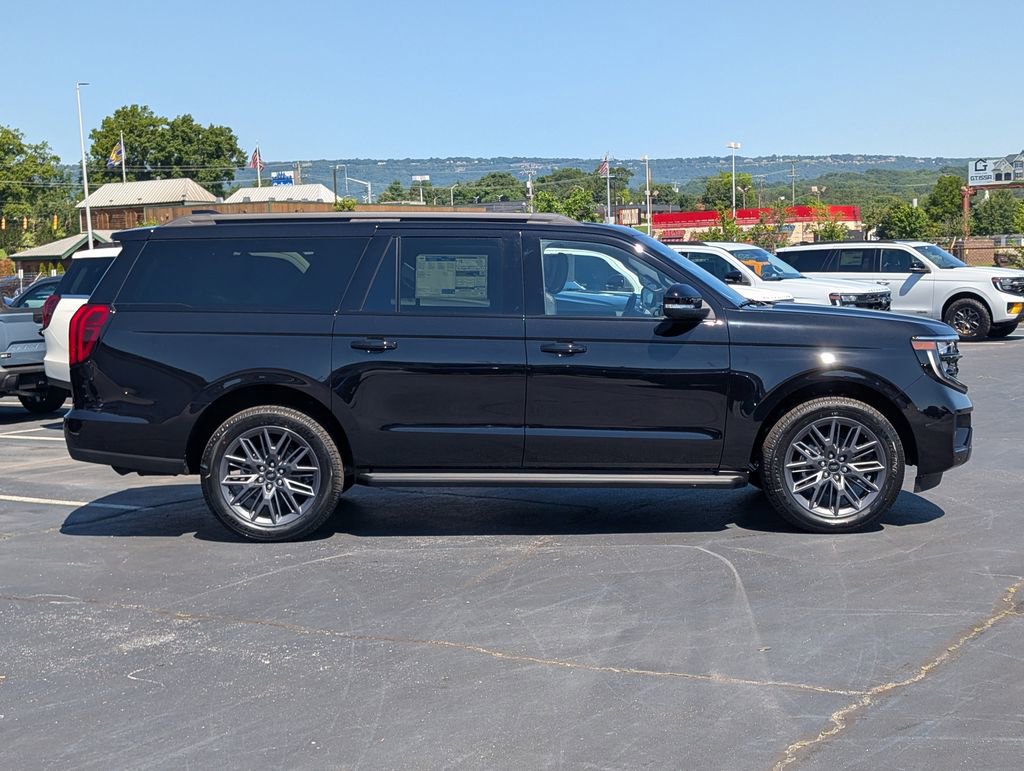 New 2026 Ford Expedition Max Platinum w/ Stealth Appearance Package AWD/4WD image 5