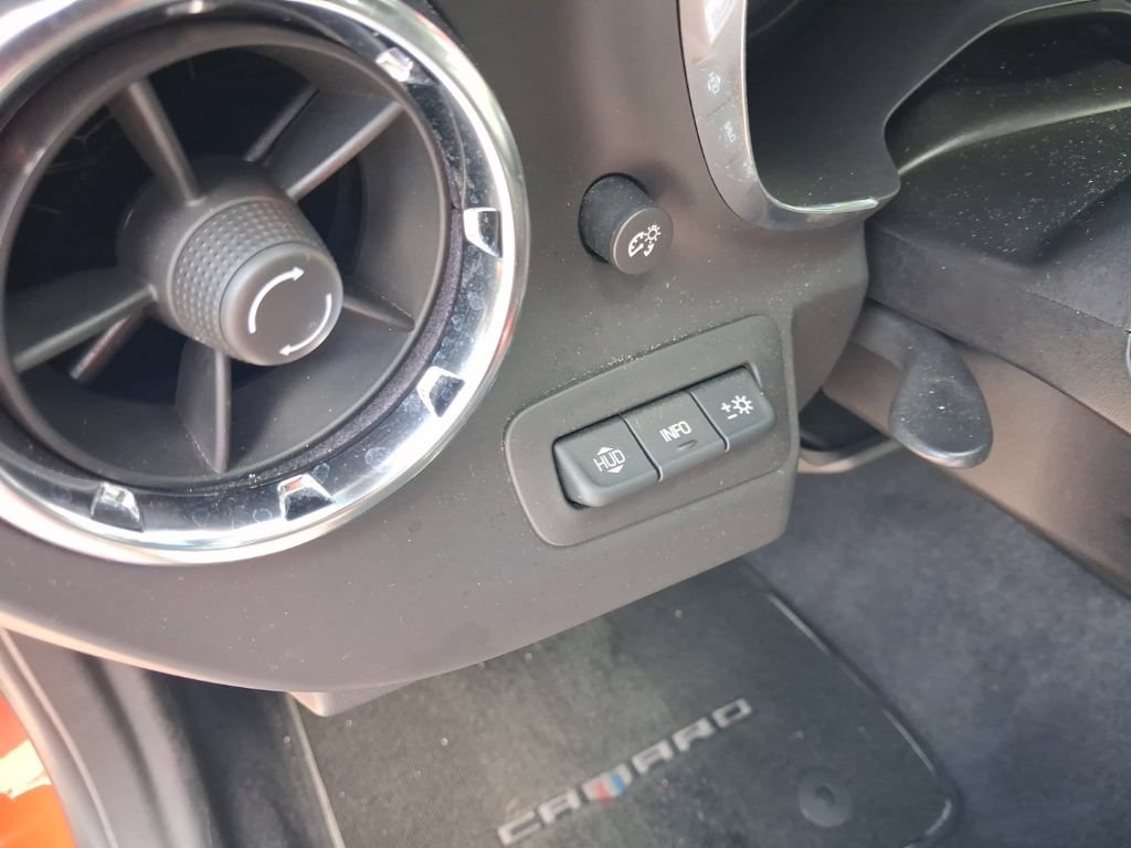 Used 2019 Chevrolet Camaro LT RWD image 29