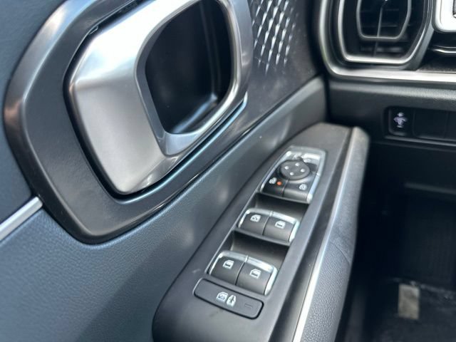 New 2026 Kia Sorento LX FWD image 40