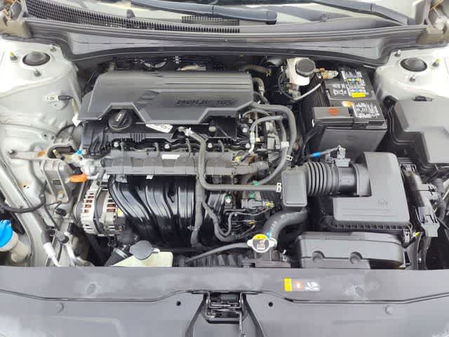 Certified 2021 Hyundai Elantra SEL w/ Convenience Package FWD image 11