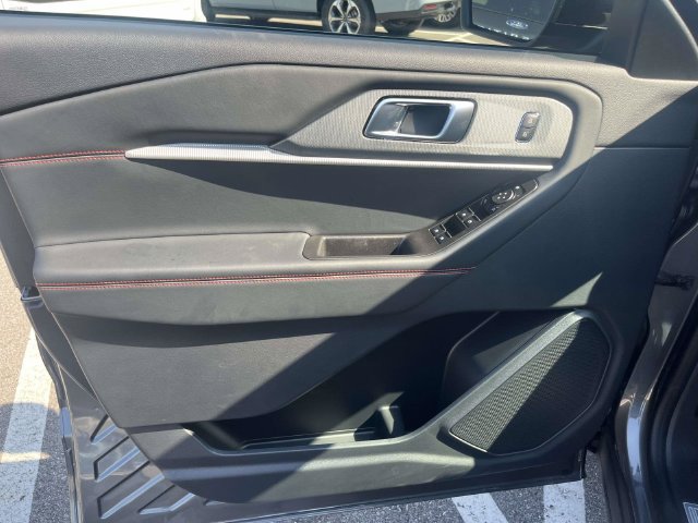 New 2027 Ford Explorer ST-Line AWD/4WD image 12
