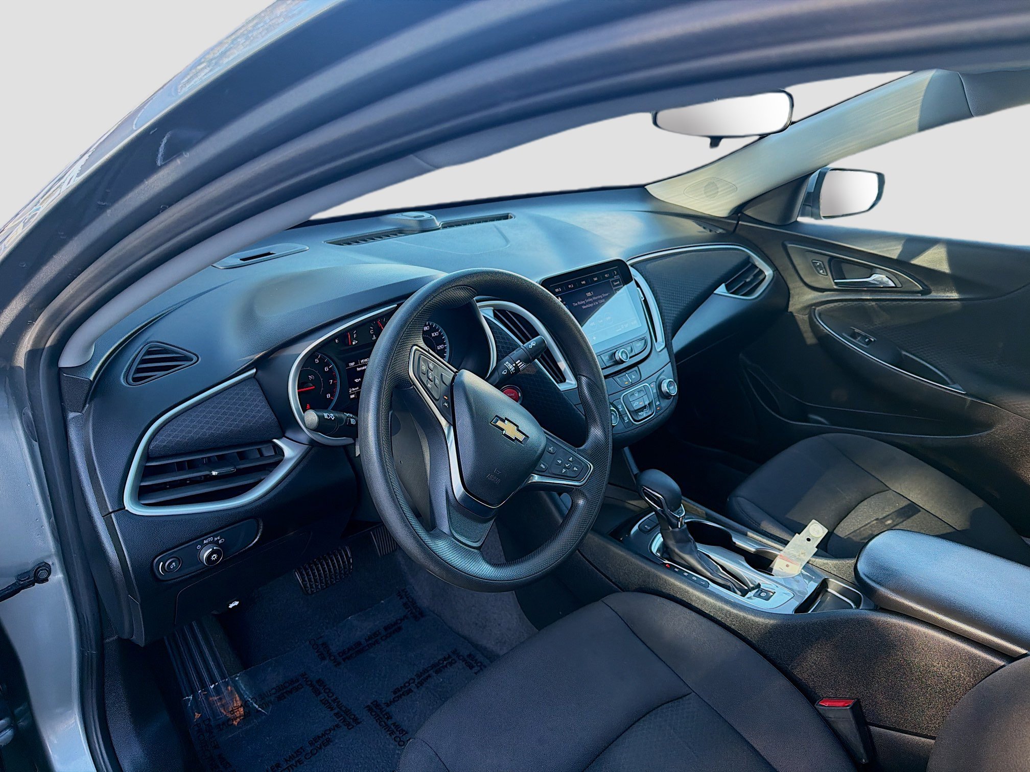 Used 2024 Chevrolet Malibu LS image 7