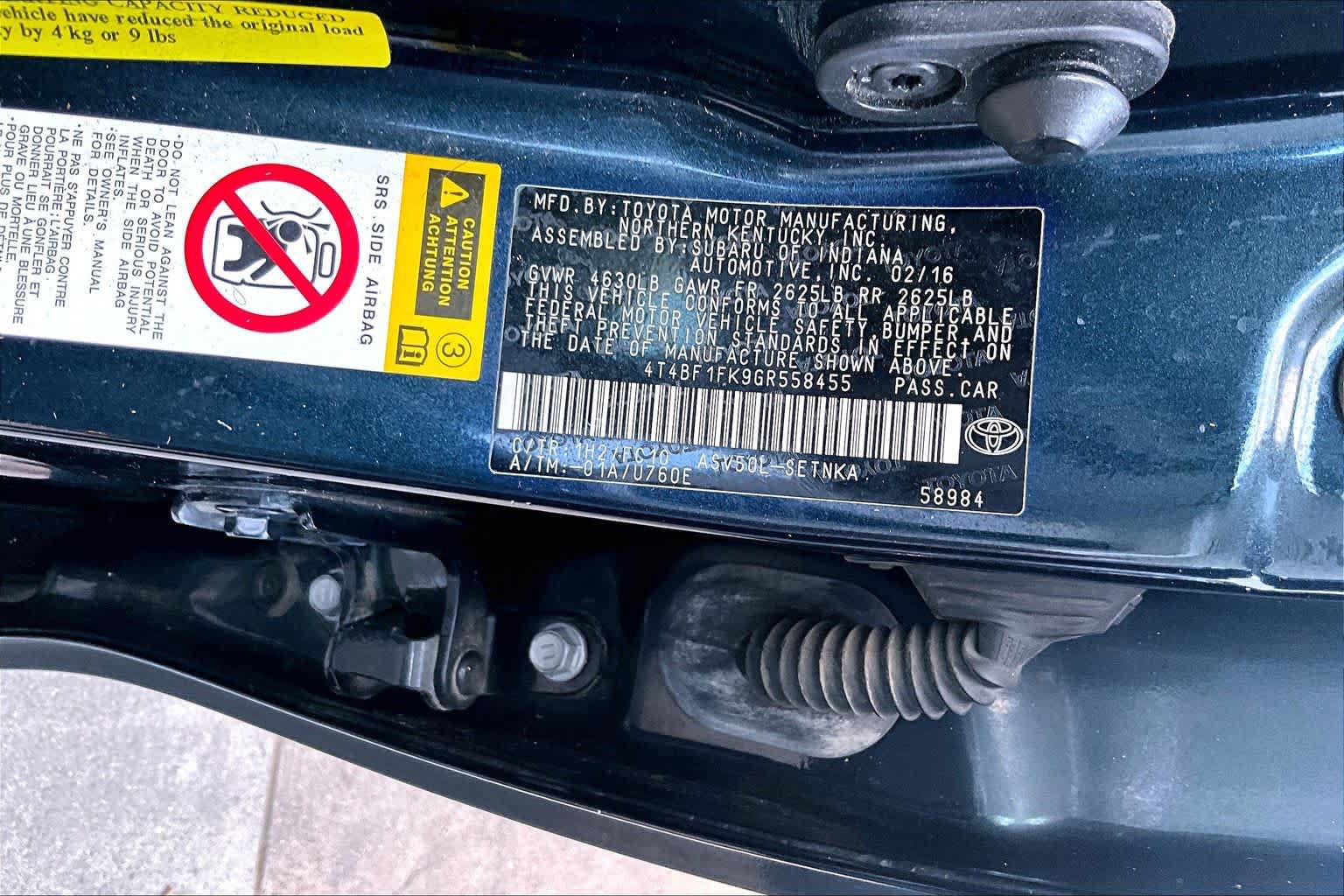 Used 2016 Toyota Camry LE FWD image 34