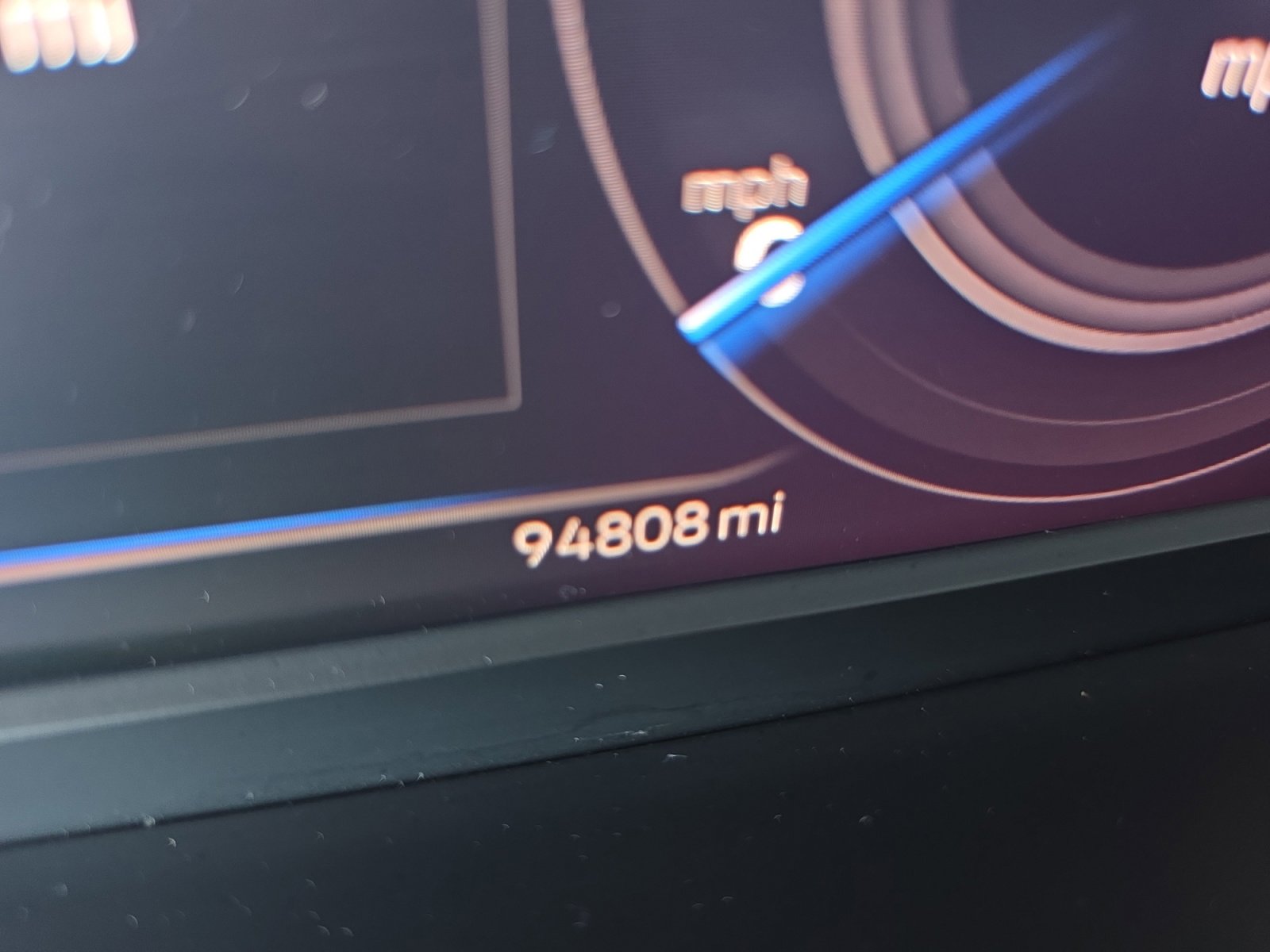 Used 2019 Volkswagen Tiguan SEL Premium R-Line FWD image 11