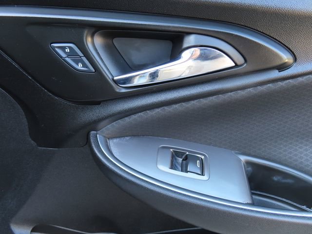 Used 2016 Chevrolet Malibu LT FWD image 34