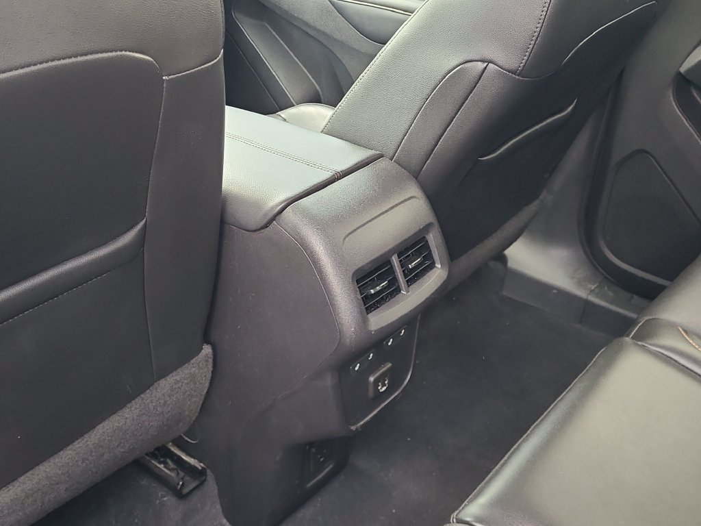 Used 2019 Chevrolet Equinox Premier FWD image 13