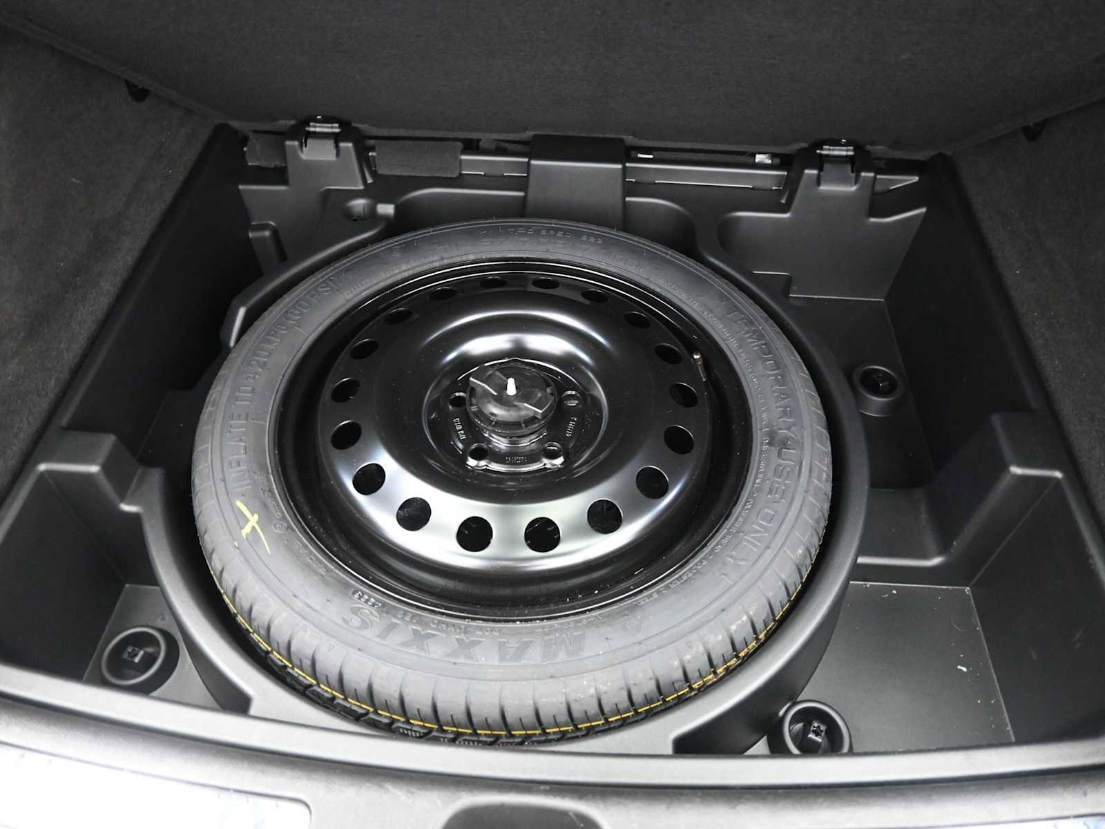 Used 2024 Cadillac XT4 Premium Luxury image 27