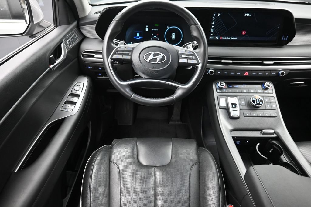 Used 2023 Hyundai Palisade Limited w/ Cargo Package AWD/4WD image 17