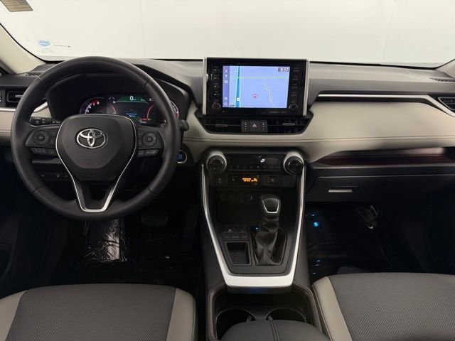 Used 2019 Toyota RAV4 Limited w/ Cold Weather Package FWD image 24