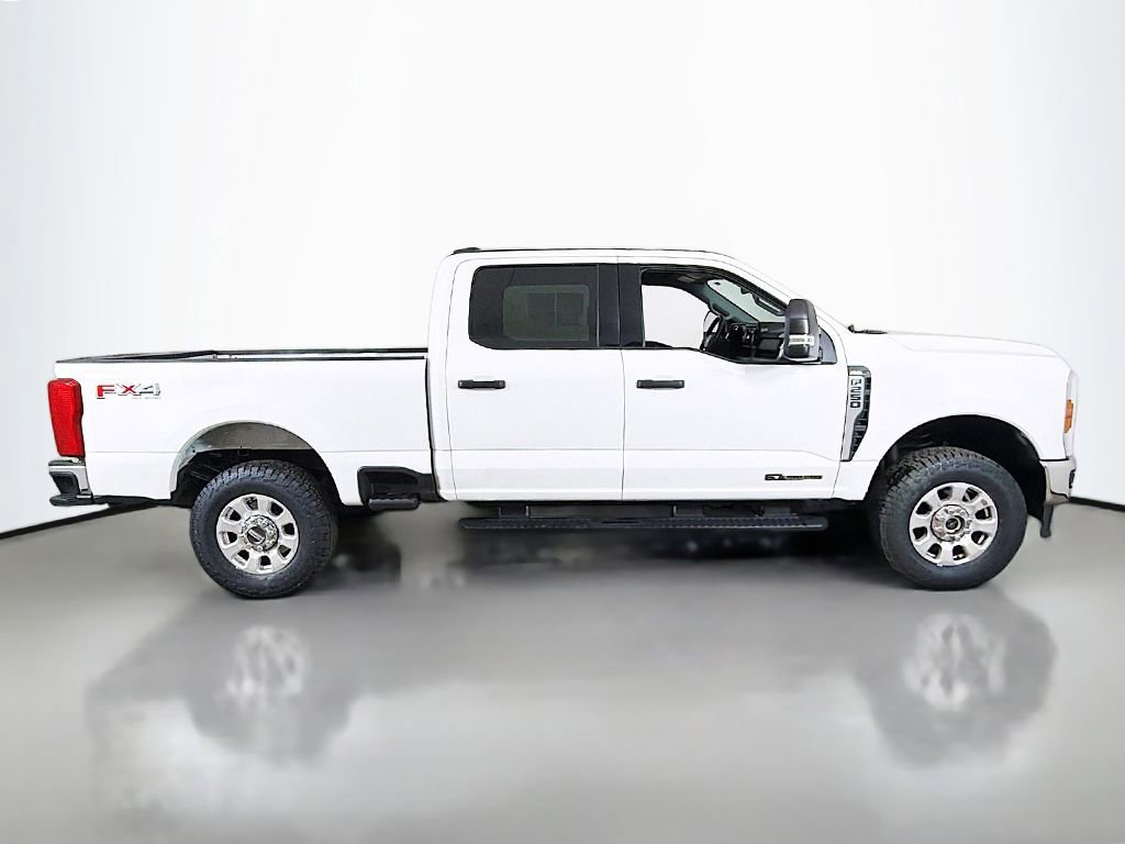 Used 2024 Ford F250 XLT w/ FX4 Off-Road Package image 9