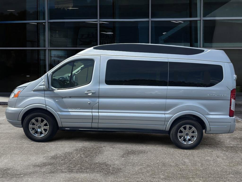 Used 2019 Ford Transit 150 130 Low Roof w/ Exterior Upgrade Package RWD image 8