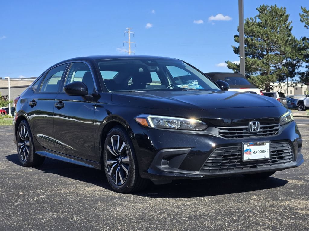Used 2022 Honda Civic EX image 2