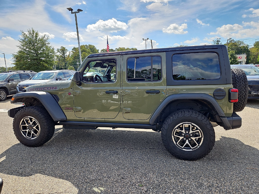 Used 2026 Jeep Wrangler Unlimited Rubicon AWD/4WD image 4