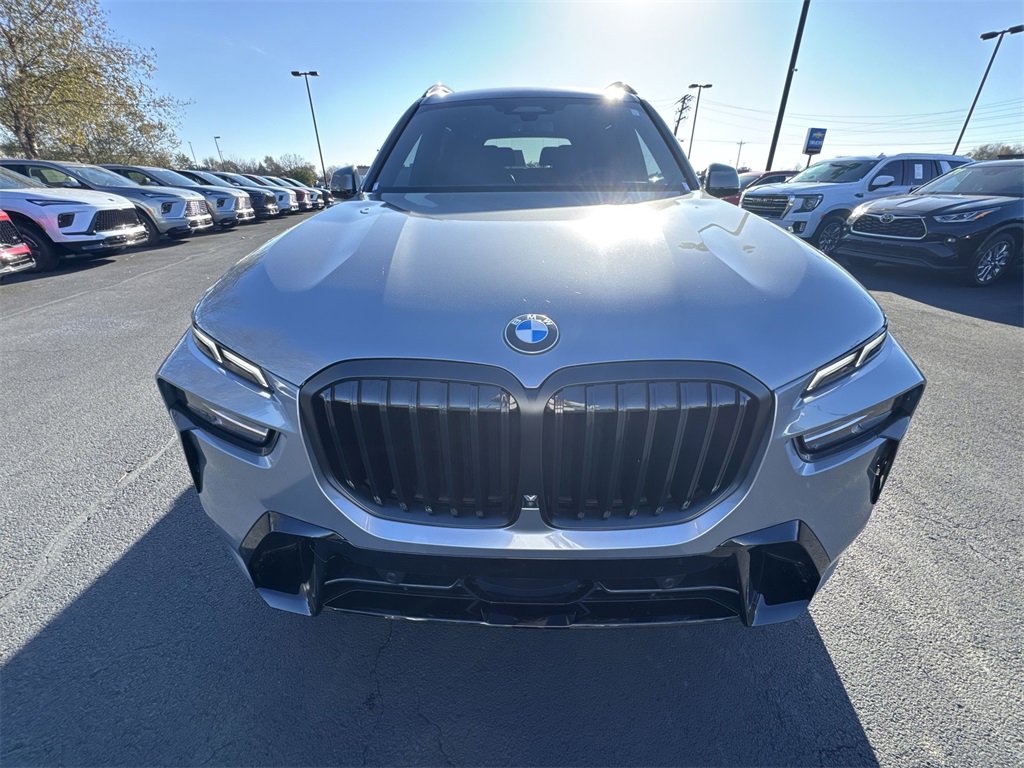 Used 2023 BMW X7 xDrive40i w/ M Sport Package image 28