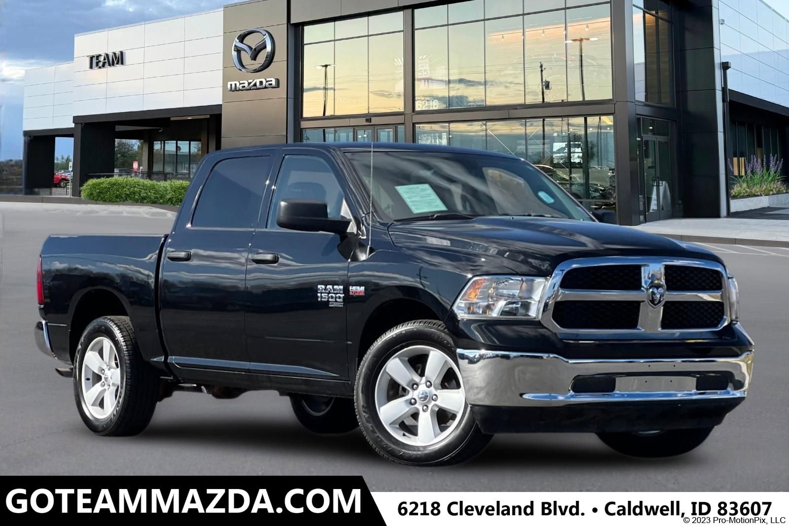 Used 2022 RAM 1500 Classic SLT image 1