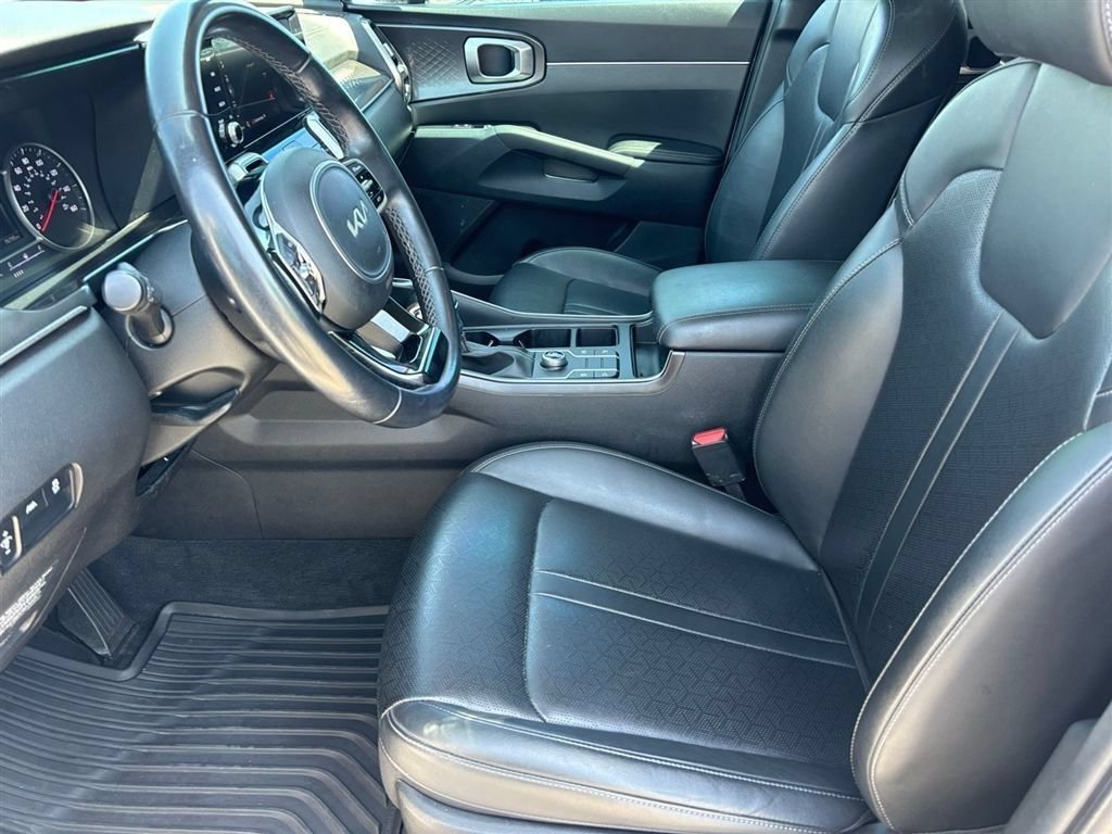 Used 2023 Kia Sorento S FWD image 14