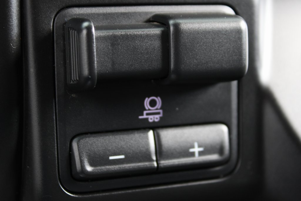 Used 2019 GMC Sierra 1500 SLT image 32