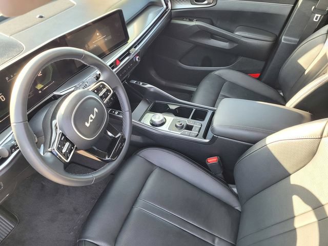 Used 2025 Kia Sorento EX AWD/4WD image 10