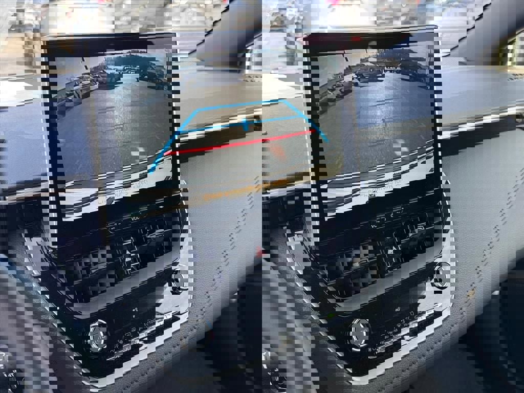 Certified 2025 Toyota Corolla SE w/ SE Premium Package image 24