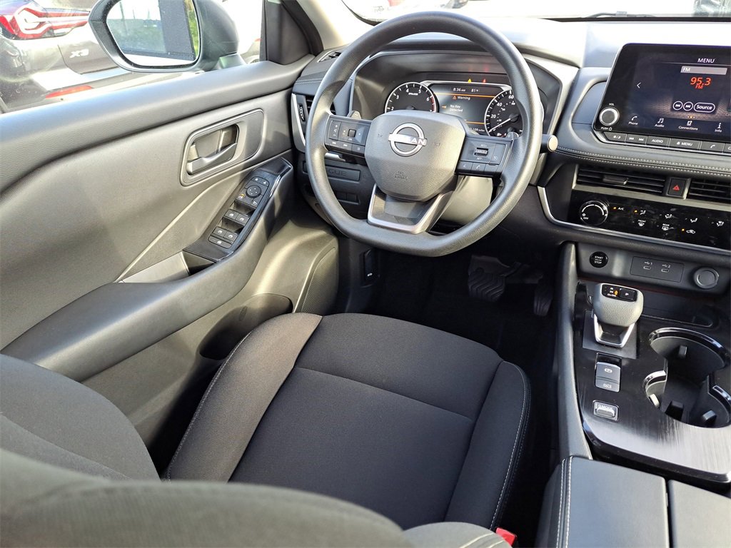 Certified 2025 Nissan Rogue S image 10